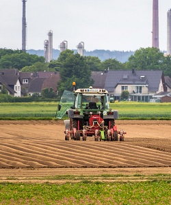 Mezőgazdasági erőgépek automata kormányzása